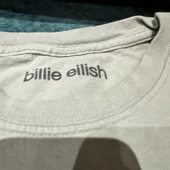 Concert gear 2025!!! Billie Eilish Graphic Tee - soft mint green - Picture 6 of 6
